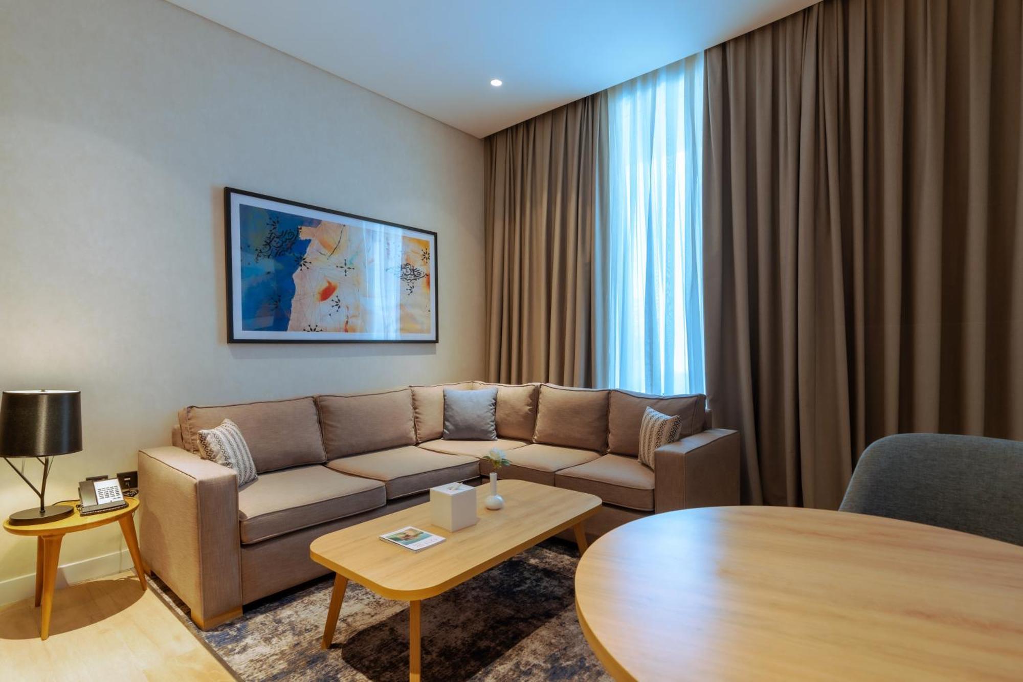 West Walk Retaj Hotel Al Rayyan Ngoại thất bức ảnh