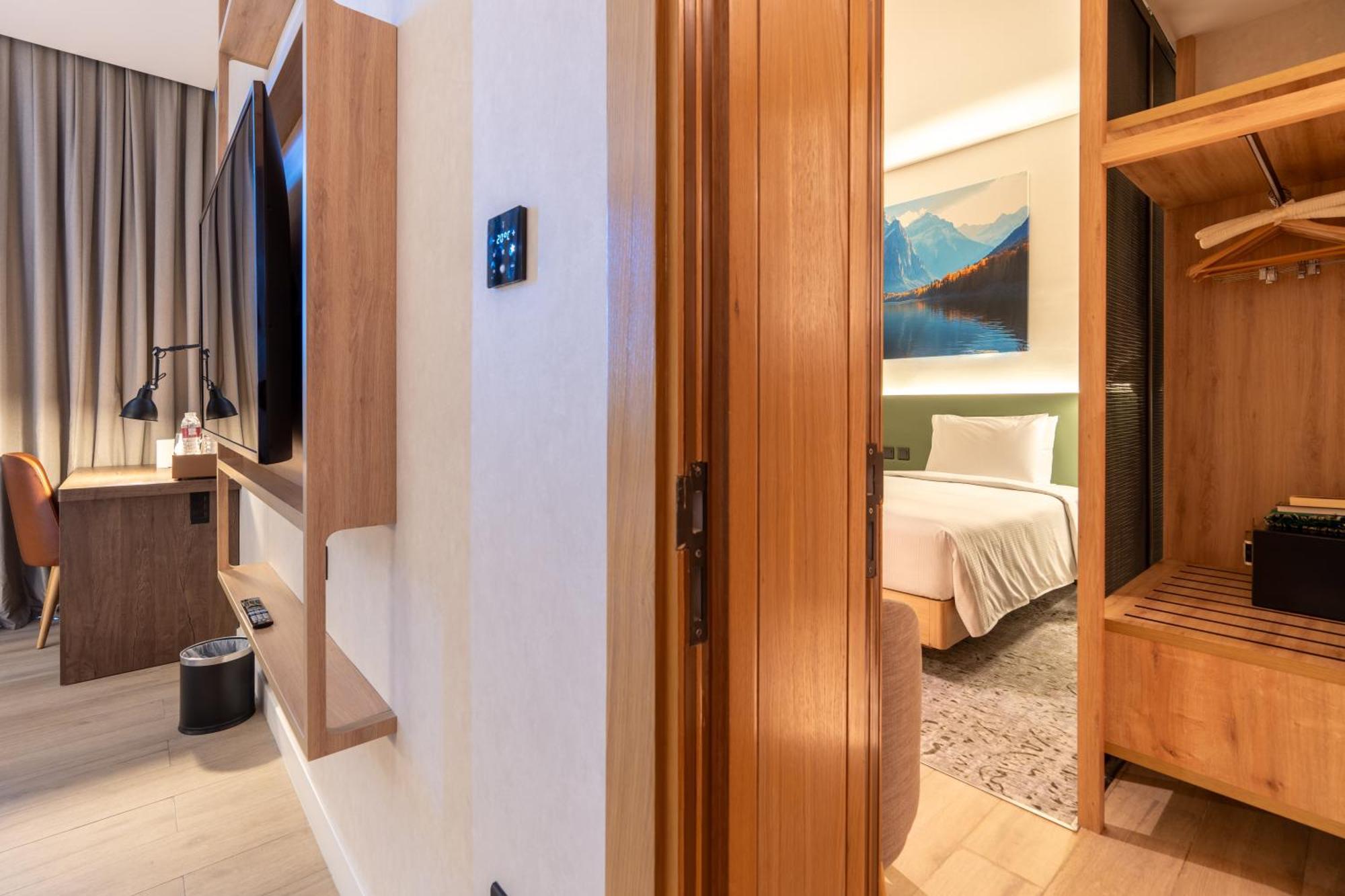 West Walk Retaj Hotel Al Rayyan Ngoại thất bức ảnh